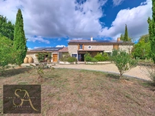 Domaine à vendre (Aude) – vue sur les Pyrénées – autonomie rare 