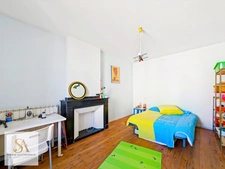 Renovated character house with large garage in the heart of Boutenac