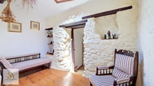 Charming stone house with 3 bedrooms, garden, terrace and garage – Authentic charm in the heart of a quiet village surrounded by nature