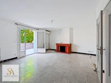 Belle maison familiale avec terrasse au cœur de Puichéric
