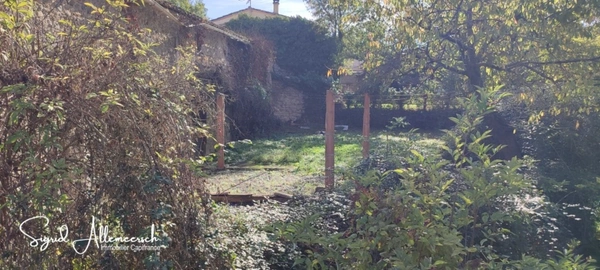Propriété à vendre 3 chambres, dépendances, garage, jardin près de Limoux