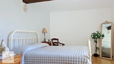 Charming stone house with 3 bedrooms, garden, terrace and garage – Authentic charm in the heart of a quiet village surrounded by nature