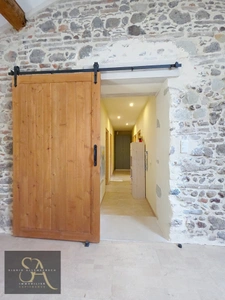 Estate for sale (Aude) – views of the Pyrenees – rare self-sufficiency 