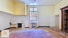 Charming building with garden – Over 750 m² of living space in the heart of Limoux
