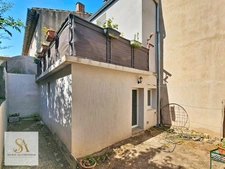 Beautiful family home with terrace in the heart of Puichéric