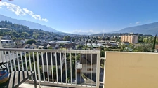 Apt 4 pièces, Dernier étage, vue panoramique, garage, cave, local vélo !!