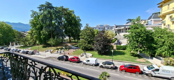 Centre-ville, Ascenseur, Parking et Cave