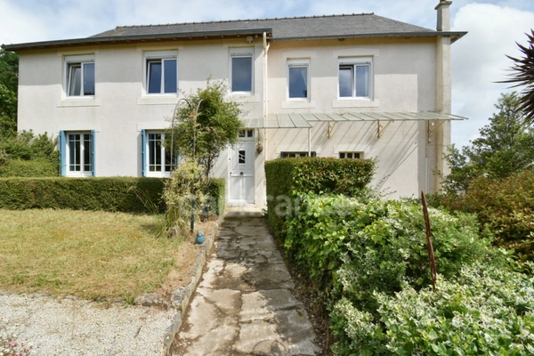 Maison au cœur du bourg