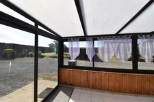 Maison en pierre avec grand terrain