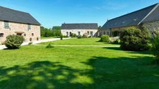 Dpt Orne (61), à vendre proche de BAGNOLES DE L'ORNE NORMANDIE maison P15 de 550 m² - Terrain de 23 625,00 m² 