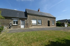 Maison à vendre 6 pièces SOUCE (53)