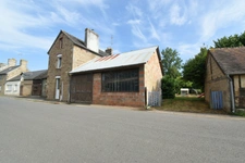 Maison en pierre rénovée – 134 m² – 3 chambres – Terrain de 1 100 m²