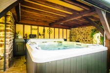 Maison à vendre 10 pièces CHAMPSECRET (61)