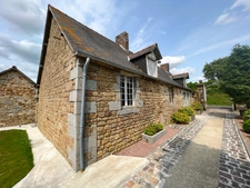Dpt Orne (61), à vendre LONLAY L'ABBAYE propriete P13 de 300 m² - Terrain de 11 500 m² 