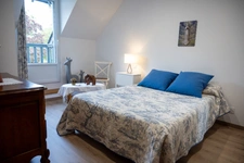Maison de plain-pied entièrement rénovée, à 50 m du lac — cœur de Bagnoles-de-l'Orne