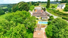 Dpt Orne (61), à vendre LONLAY L'ABBAYE propriete P13 de 300 m² - Terrain de 11 500 m² 