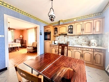 PLOUGUIN – Maison familiale de 105 m², 4 chambres et sous-sol total