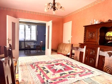PLOUGUIN – Maison familiale de 105 m², 4 chambres et sous-sol total