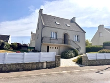PLOUGUIN – Maison familiale de 105 m², 4 chambres et sous-sol total