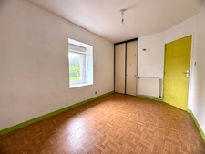 Maison à vendre 7 pièces PLOUGUIN (29)