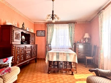 PLOUGUIN – Maison familiale de 105 m², 4 chambres et sous-sol total