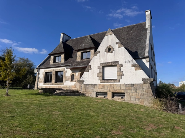 Maison Secteur St Anne du Porzic à vendre 9 pièces BREST (29)