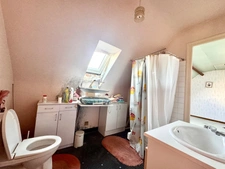 Maison à vendre 7 pièces PLOUGUIN (29)