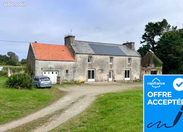 Maison à vendre 7 pièces PLOUGUIN (29)