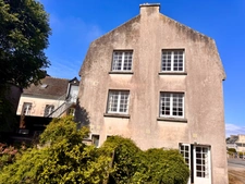 Immeuble à vendre LANDUNVEZ (29)