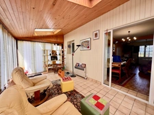 Maison T 3 avec étang et grenier aménageable sur 2 183 m² de terrain – Plouguin