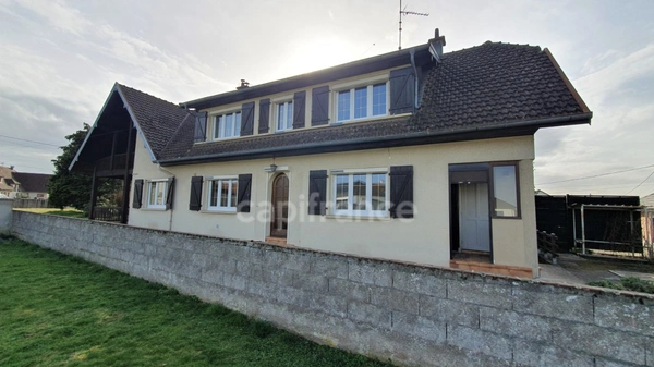 Maison à vendre 5 pièces 120m² SAINT SAUVEUR (70).