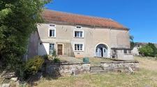 Maison en pierre 4 pièces de 120m² DAMPIERRE LES CONFLANS (70)