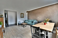 Appartement T3 lumineux avec balcons d'environ 67 m²