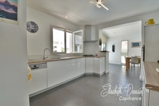 ONDRES – Basque-Landes style family villa with swimming pool 