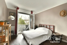 Appartement T3 lumineux avec balcons d'environ 67 m²
