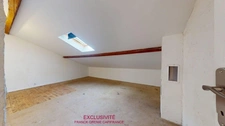 TOURVES – HOUSE TO RENOVATE 151 M² – 5 BEDROOMS – GARAGE 60 M² – LAND 1,210 M² – SOLAR PANELS