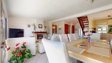 Maison à vendre 5 pièces GAREOULT (83)