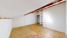 TOURVES – HOUSE TO RENOVATE 151 M² – 5 BEDROOMS – GARAGE 60 M² – LAND 1,210 M² – SOLAR PANELS