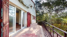 TOURVES – HOUSE TO RENOVATE 151 M² – 5 BEDROOMS – GARAGE 60 M² – LAND 1,210 M² – SOLAR PANELS