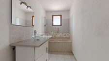 Maison à vendre 4 pièces  (83)