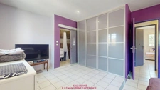 Garéoult – Maison de plain-pied 167m² utiles avec studio indépendant, piscine, double garage de 35 m², terrain arboré
