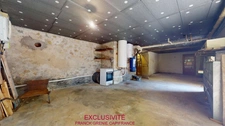 TOURVES – HOUSE TO RENOVATE 151 M² – 5 BEDROOMS – GARAGE 60 M² – LAND 1,210 M² – SOLAR PANELS
