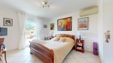 Maison à vendre 5 pièces GAREOULT (83)
