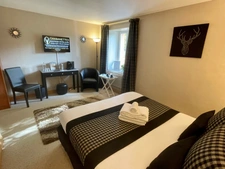 Puy de Dôme (63) -Maison d’Hôtes de Charme & Spa – Opportunité Rare en Auvergne