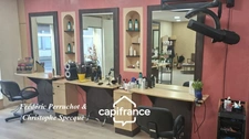 Puy de Dome CHABRELOCHE (63): A vendre salon de coiffure Homme et  Femme