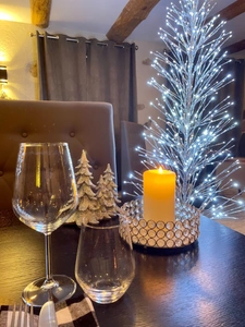 Puy de dôme – France- proche Issoire (63500) -A vendre hôtel de charme haut de gamme  – Spa - Table d’hôtes – Bar à Whisky