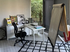 A vendre immeuble professionnel 360 m2 sur 1363 M3 de terrain clos et arboré  à CLERMONT FERRAND (63)