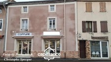 Puy de Dome CHABRELOCHE (63): A vendre salon de coiffure Homme et  Femme
