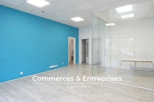 Local commercial / bureau 94 m² à louer à Allauch (13)