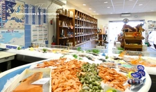Fonds de commerce poissonnerie, cave à vin, épicerie fine à vendre à proximité de Saint-Maximin